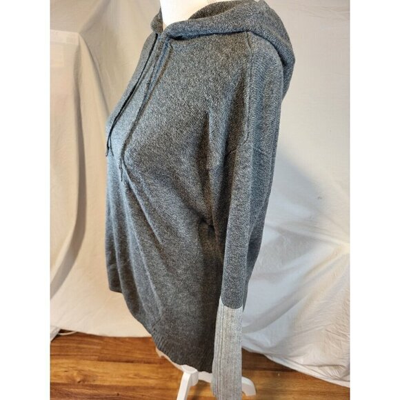 Athleta 100% Merino‎ Extra Fine Wool Sweater Size S Gray - Picture 2 of 4